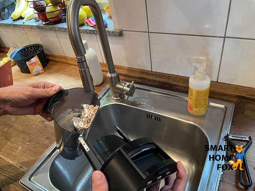 Entleeren des Schmutzwassertanks